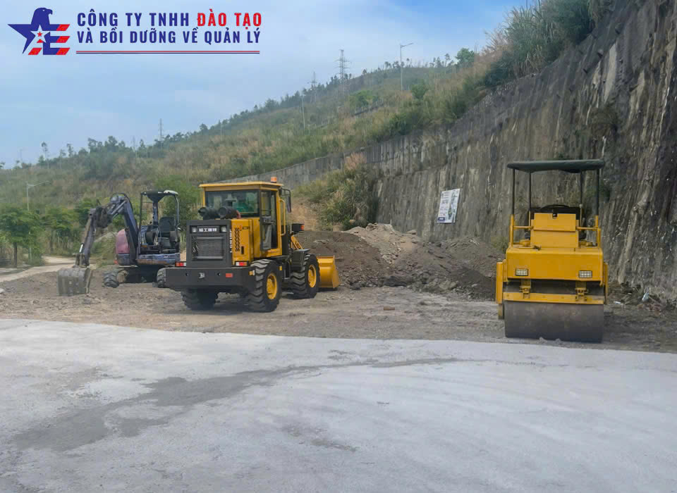 tuyen-sinh-lop-hoc-nghe-lai-xe-lu-lay-bang-nhanh-tai-hai-phong